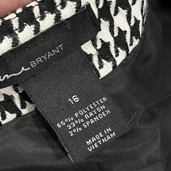 Lane Bryant Women’s Jacket Size 16 Houndstooth Black White Zip Front Stretch - Picture 7 of 8